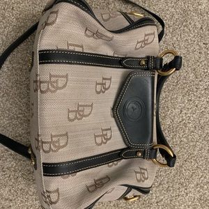 Like New Dooney & Bourke bag